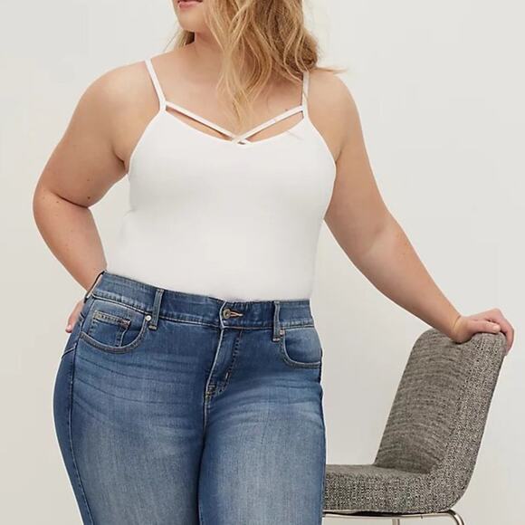 TORRID WHITE CRISSCROSS knit FOXY CAMI TANK - Picture 1 of 7